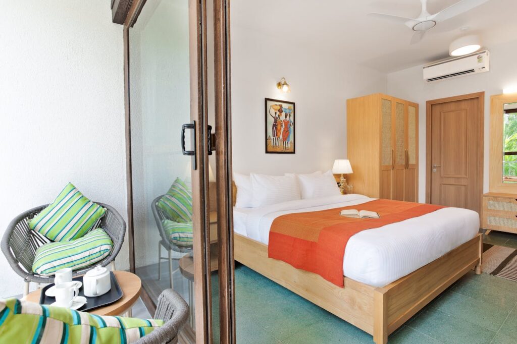 Bedroom Ko Kaise Sajaye – बेडरूम को सुंदर और आरामदायक बनाने के 10 आसान टिप्स