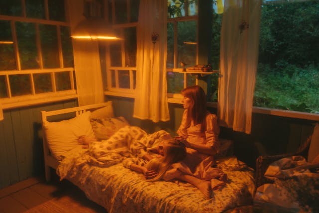 विंटर सीजन में बेडरूम वॉर्म रखना – आसान और असरदार तरीके