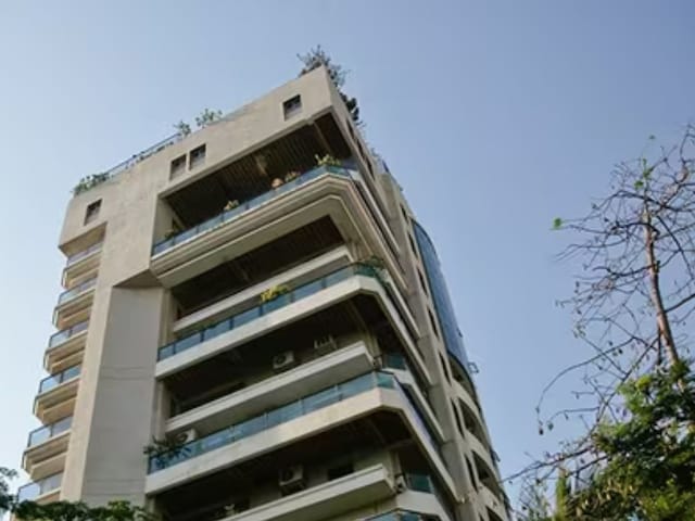 बॉलीवुड सितारों के महंगे घर जो लग्ज़री लाइफस्टाइल की पहचान हैं